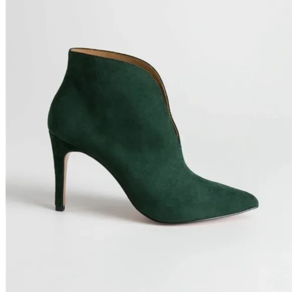 &amp; OTHER STORIES Front Cut Suede Boots