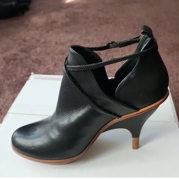 Anthropologie Black and Brown Heeled Boots with Elegant Stiletto