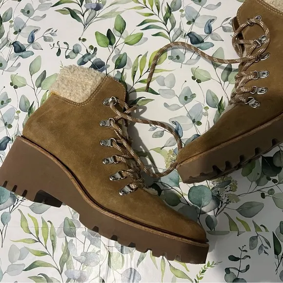 Anthropologie Dolce Vita Hanley Suede Ankle Boots size 8.5