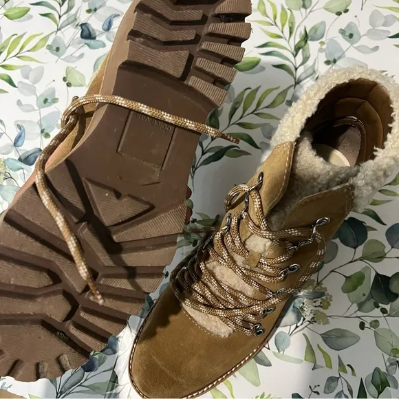 Anthropologie Dolce Vita Hanley Suede Ankle Boots size 8.5