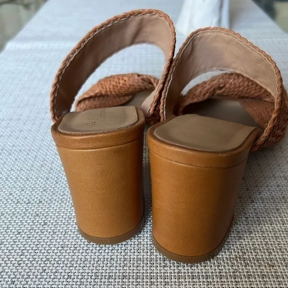 Anthropologie Tan Sandals 39