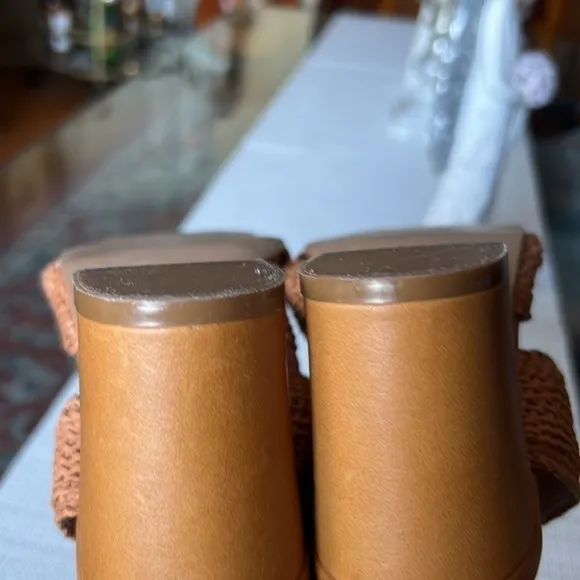Anthropologie Tan Sandals 39