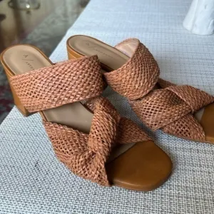 Anthropologie Tan Sandals 39