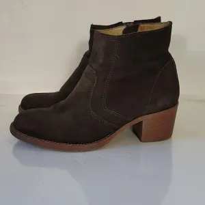 A.P.C Anna Brown Suede Ankle Boots Size 37