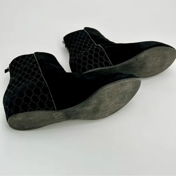 Aquatalia Women Suede Leather Chelsea Boots Black Wedge Heels Booties Size 8.5