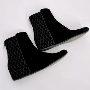 Aquatalia Women Suede Leather Chelsea Boots Black Wedge Heels Booties Size 8.5