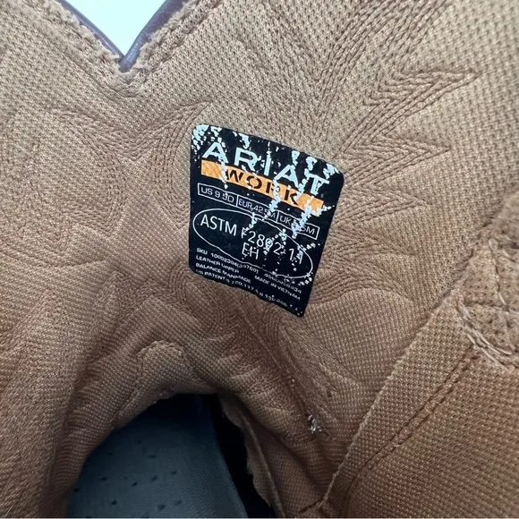 Ariat Men’s Brown Leather Sierra Work Boots