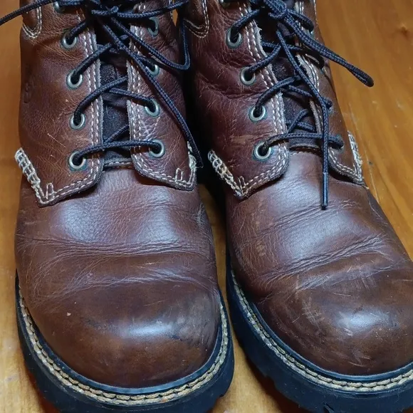 Ariat women's ankle boots size 8