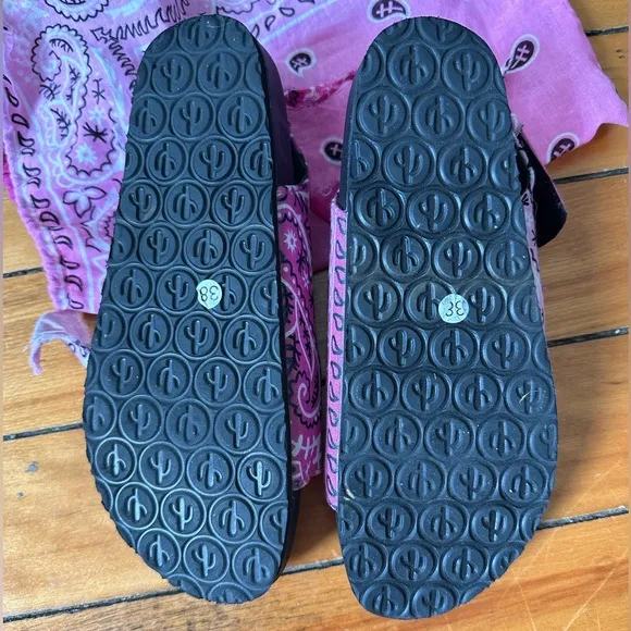 Arizona Love Bandana Sandals