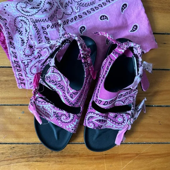 Arizona Love Bandana Sandals