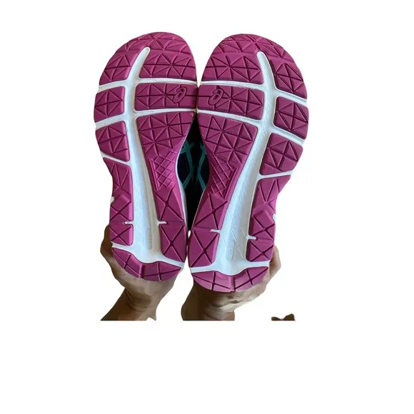 ASICS Womens Gel-Contend 4 Running Shoes (NWOT) Size: 8