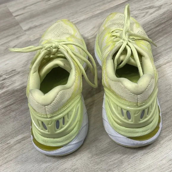ASICS Women’s Gel-Nimbus 20 Limelight T850N Athletic Sneakers Running Shoes / 9