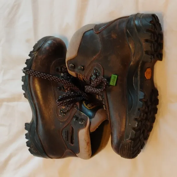 Asolo Womens Hiking Boots Size 8.