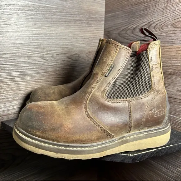 Avenger work boots brown