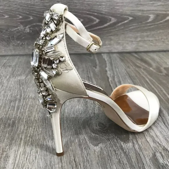 Badgley MischkaGalia Square Toe Crystal Jeweled Dress Sandals size 7