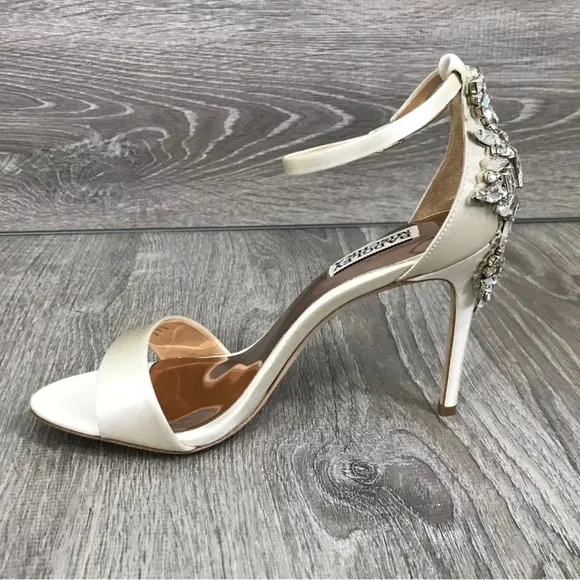 Badgley MischkaGalia Square Toe Crystal Jeweled Dress Sandals size 7