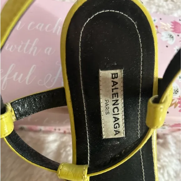 BALENCIAGA sandals size 38