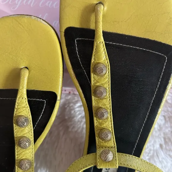 BALENCIAGA sandals size 38
