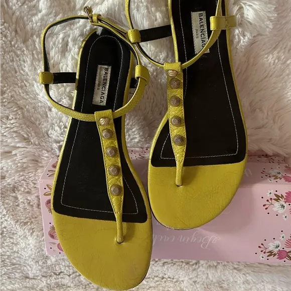 BALENCIAGA sandals size 38