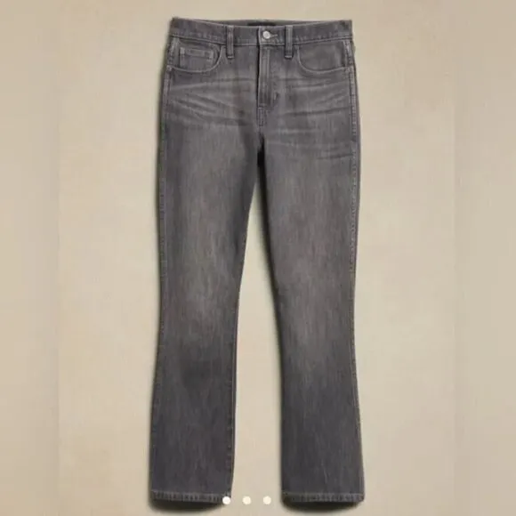 Banana Republic Light Grey High Rise Crop Size 10/30 PETITE Boot Jeans MSRP $110