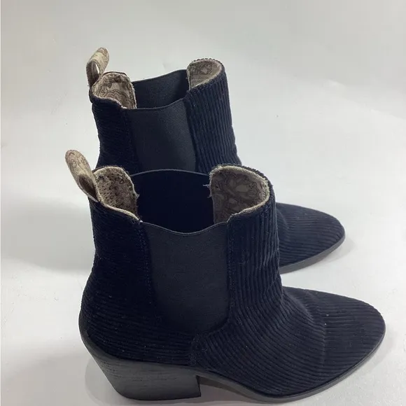 BAND OF GYPSIES Shadow Ankle Boots‎ Boho Black Corduroy Booties Women's Size 8