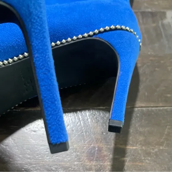 Bar lll Blue Suede Melanay Pointy Heeled Beaded Bootie Sz 8