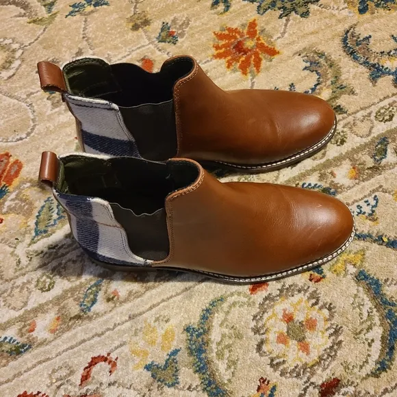 BARBOUR Sloane Chelsea Boot