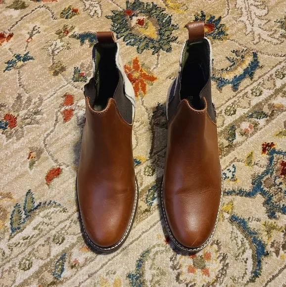 BARBOUR Sloane Chelsea Boot