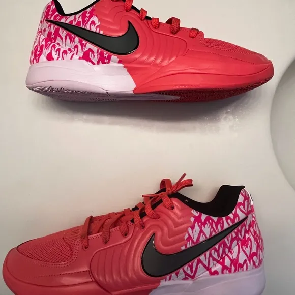 Basketball Sneakers for teenagers Nike Ja 2 Hot pink