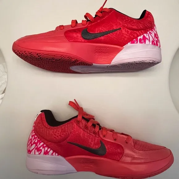 Basketball Sneakers for teenagers Nike Ja 2 Hot pink