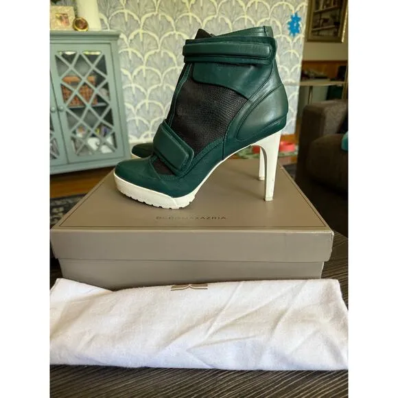 BCBGMAXAZRIA RUNWAY Powe Lug-Sole Green Platform Ankle Day Boots Sz. 9