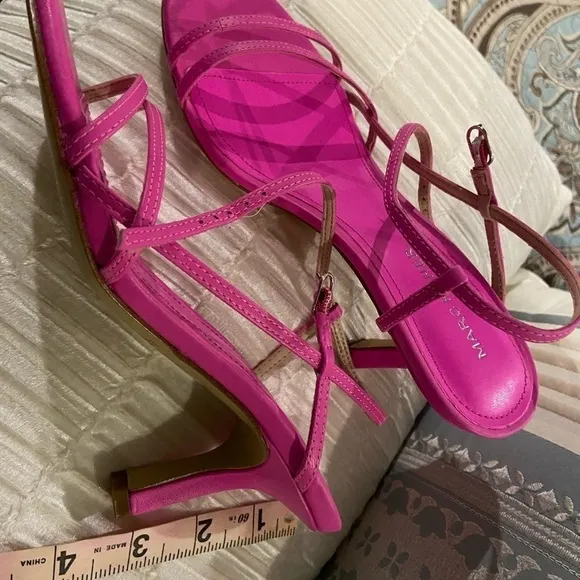 Beautiful pink sandals Marc Fisher