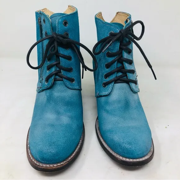 Bed|Stu Distressed Blue Leather Ankle Boots