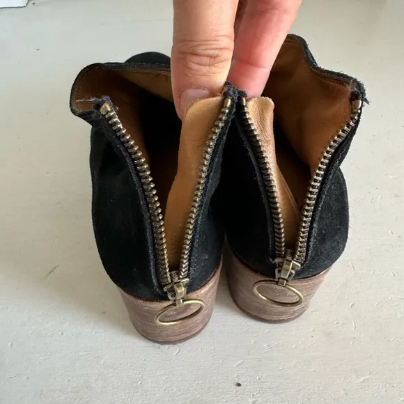 Beek black Eaglet ankle boots size 9.