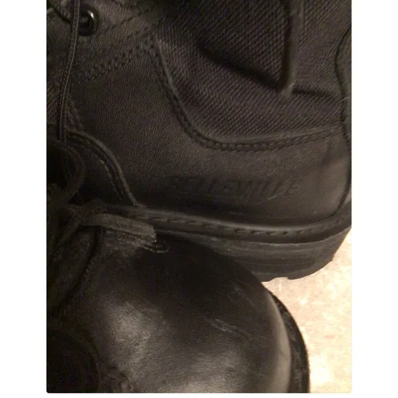 BELLIVELLE BLACK COMBAT BOOTS SZ 8.5 with VIBRAM SOLE AND GORTEX DEFENSE