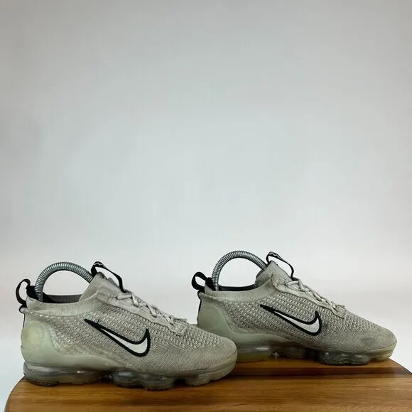 Big Kids Nike Air Vapormax Flyknit 2021 White Athletic Shoes Sneakers Size‎ 4 Y