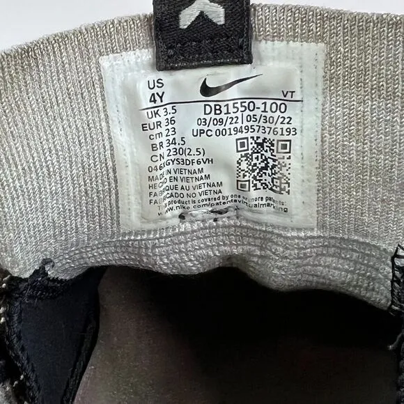 Big Kids Nike Air Vapormax Flyknit 2021 White Athletic Shoes Sneakers Size‎ 4 Y