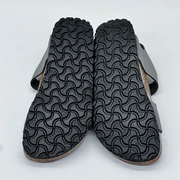 Birkenstock Birkis Ellice Sandals. Size 6