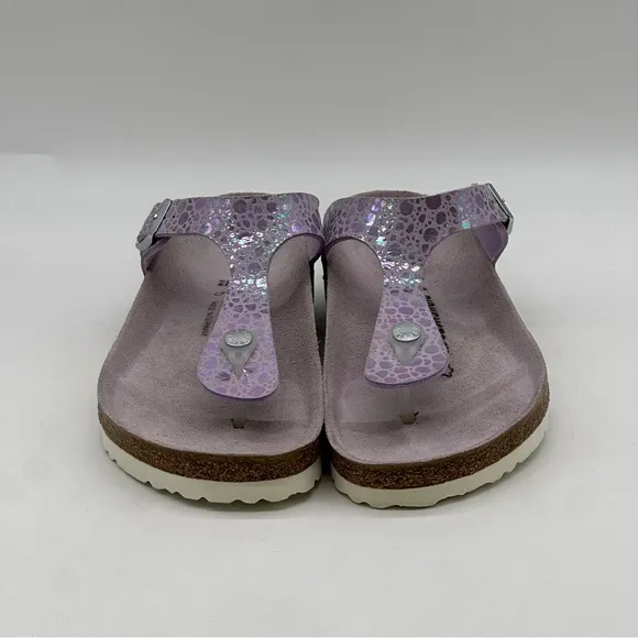 Birkenstock Gizeh Sandals. Size 8