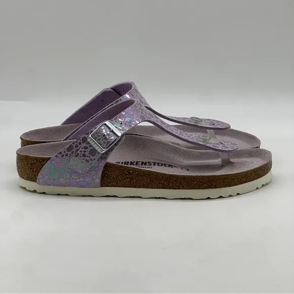 Birkenstock Gizeh Sandals. Size 8