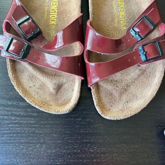 Birkenstock patent sandals maroon ladys 9, men’s 7