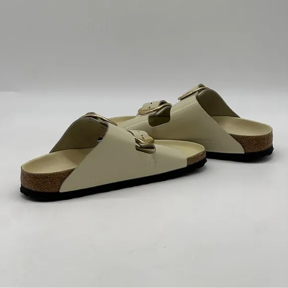Birkenstock Sandals. Size 6