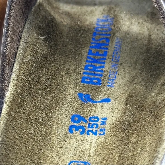 Birkenstock Sandals. Size 8