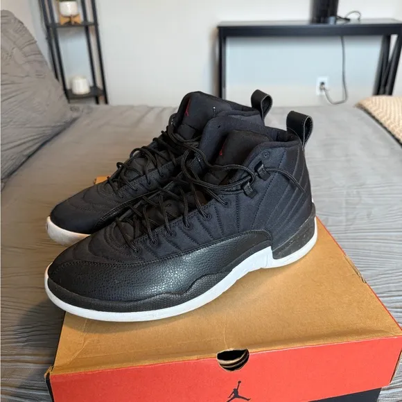 Black Men's Athletic Shoes