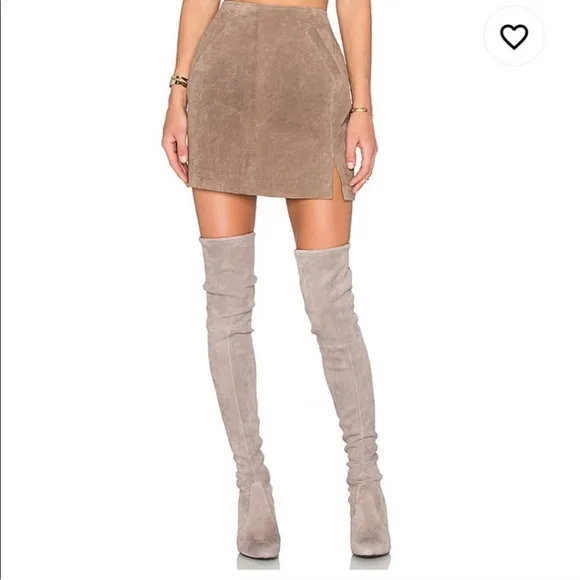 Blank NYC Women's Suede Mini Skirt Sz 27 | Tan | Fitted Sexy Look