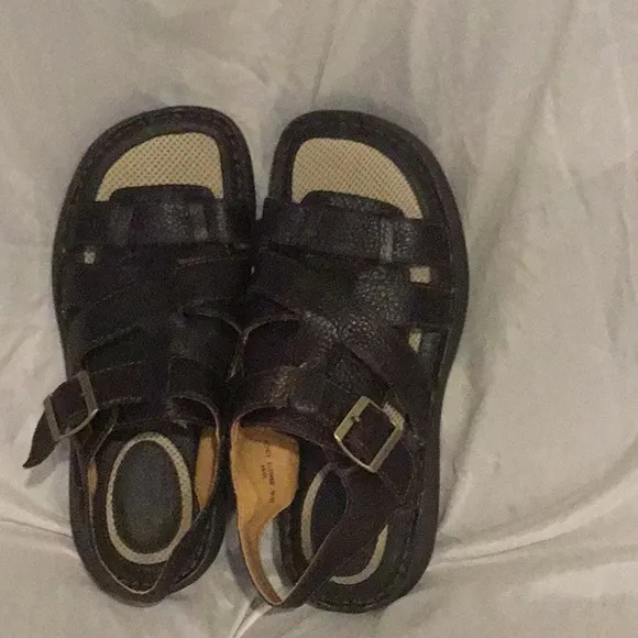 BOC leather sandals