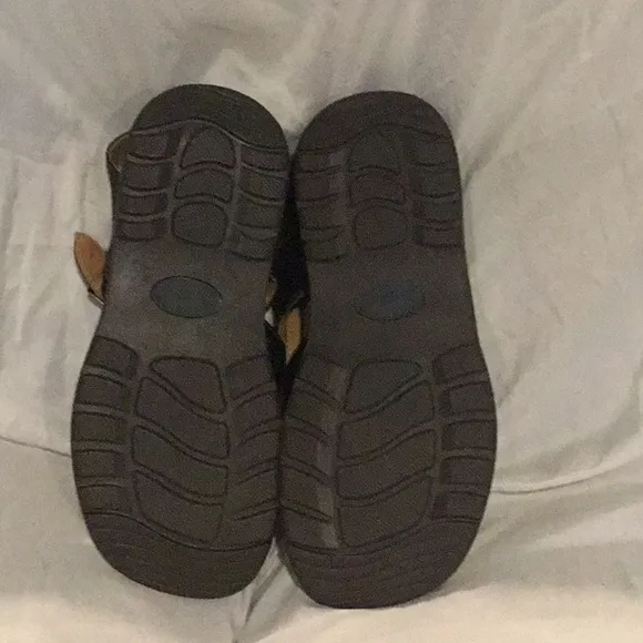 BOC leather sandals