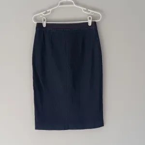 Boden Blue Denim Pencil Midi Skirt Purple Waistband Detail Lined Size 6L