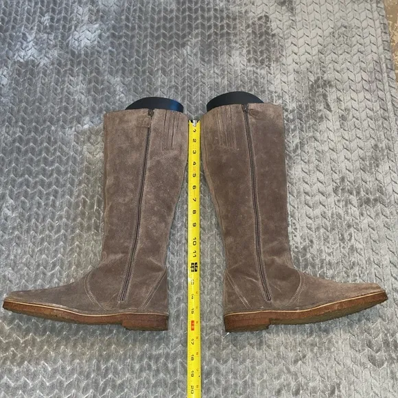 Boden Tall Light Brown Suede Riding Boots. Inside Zippers.  Rubber Sole. Size 7