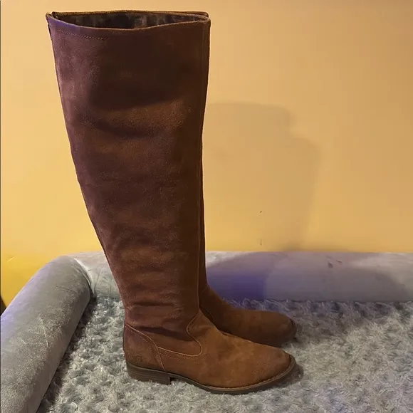 Born Borman Tall Boots Brown Suede size 8.5